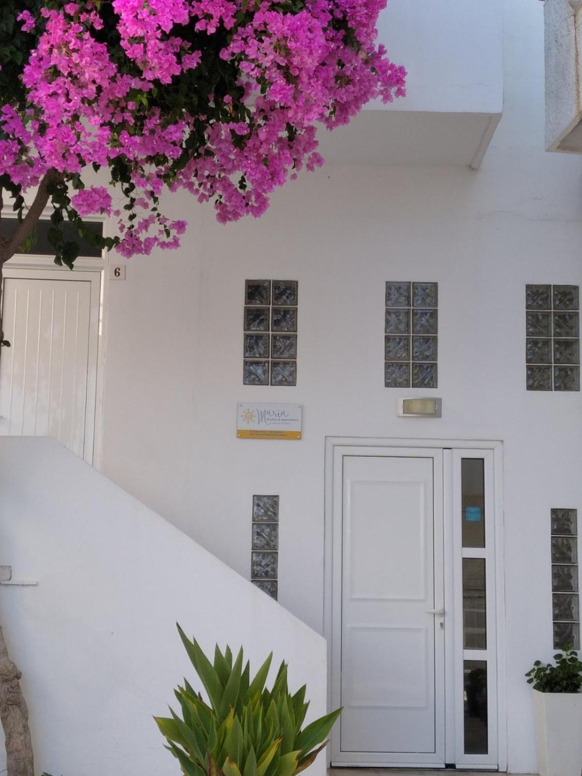 Maria Studios And Apartments CCharaki Buitenkant foto